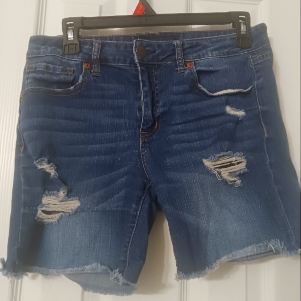 Aeropostale shorts size 8 (2pair)